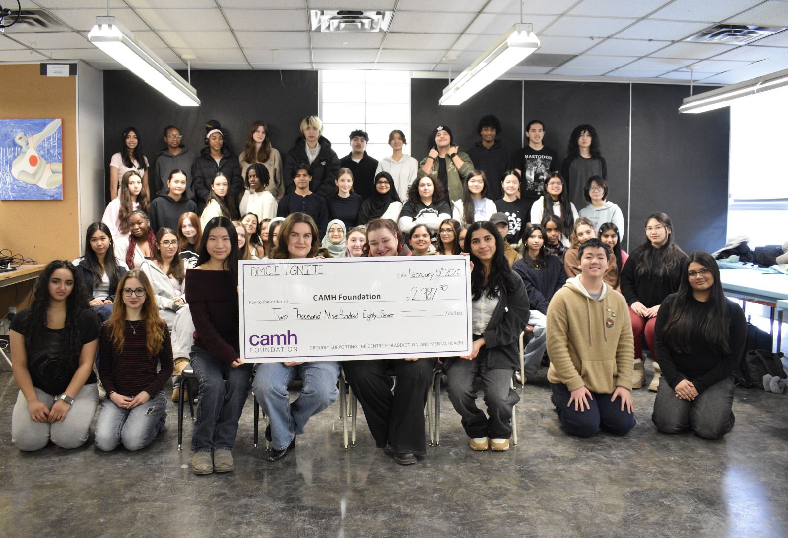 Don Mills CI students with the cheque for CAMH's VAST Program