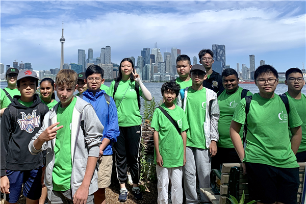 Summer Camp Centre Island